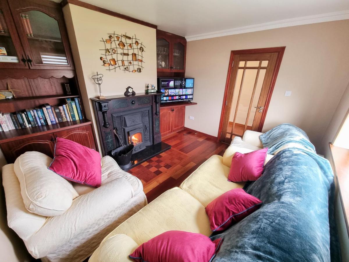 3 Bed Renovated Cottage Carramore Lake, Belmullet Ballina (Mayo) Exterior foto